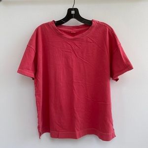 Pink / red Old Navy classic basic tshirt - large fashion bottom hem - size L